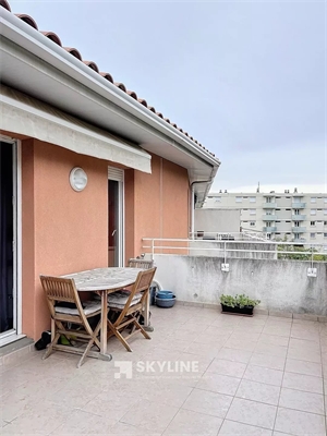 appartement à la vente -   13012  MARSEILLE 12E ARRONDISSEMENT, surface 63 m2 vente appartement - APR741329